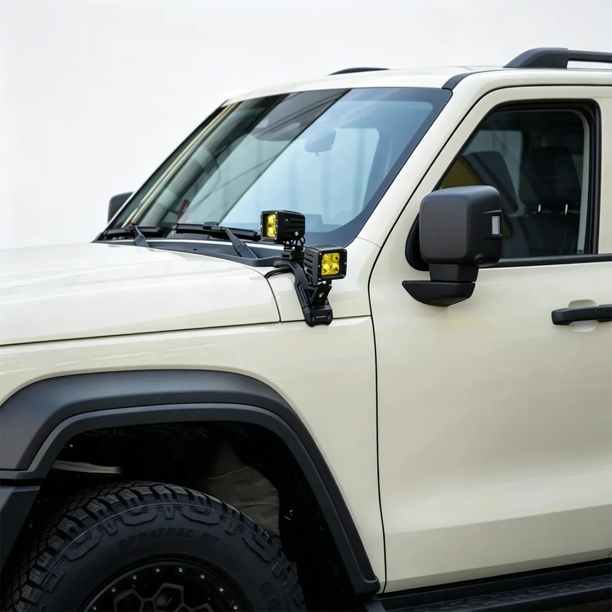 Bracket on the hood for Tank 300, for the spotlight and action camera on the A rack