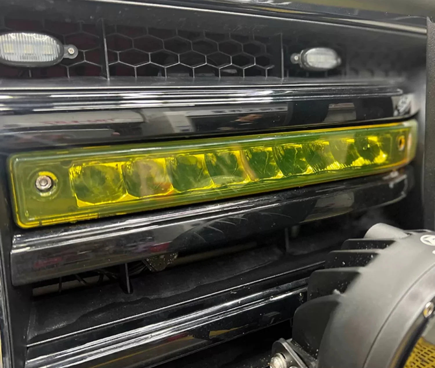 GWM Tank 300 Medium Net Spotlight