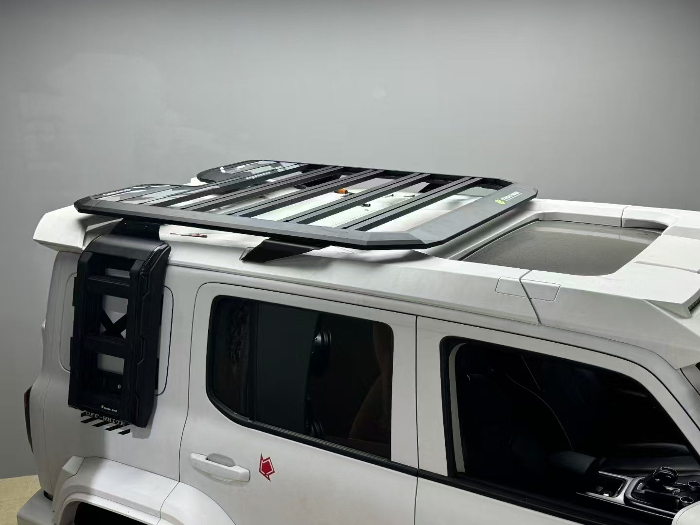 GWM Tank 300 Explorer Roof Rack & Ladder Kit - product image 3 of 4