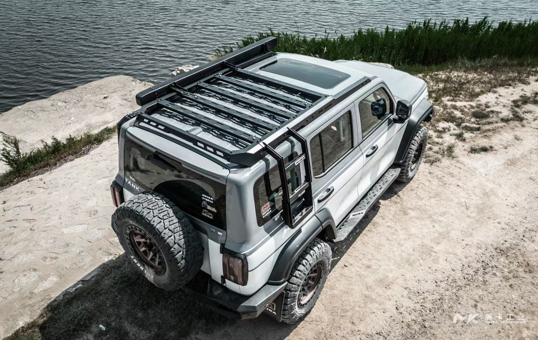 AU Group Purchase #001 MK Sharp Roof Rcak + Sentinel Ladder