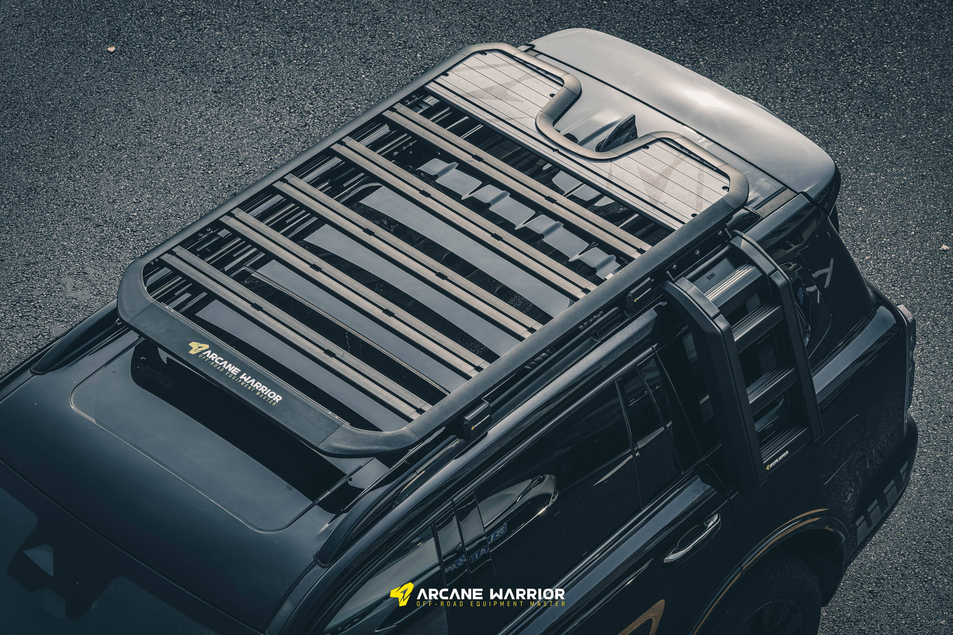 AW platform ladder storage box