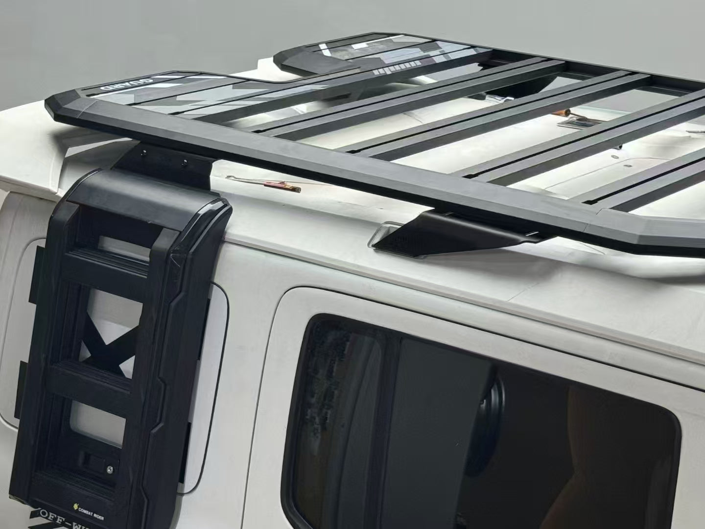 GWM Tank 300 Explorer Roof Rack + Ladder （Spoiler Free Gift）