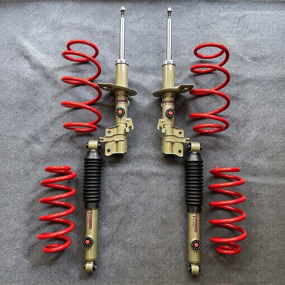 TORNADO dampers and red springs photographed for GWM Tank 300