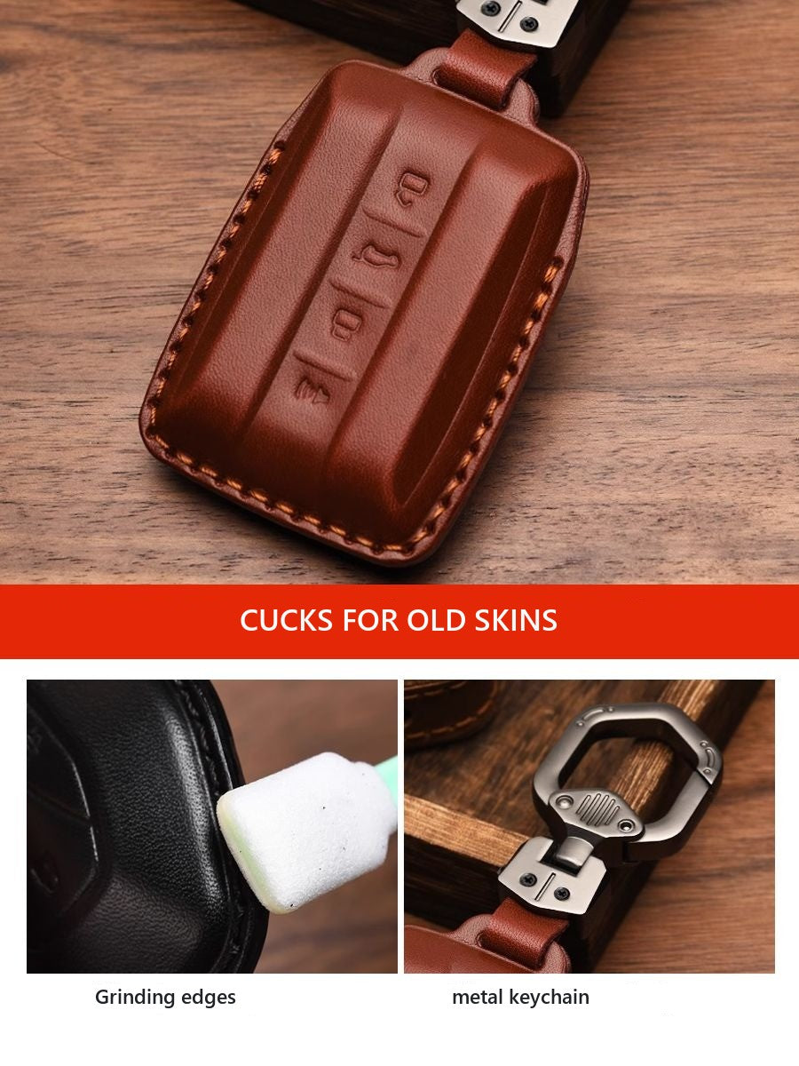 Tank 300 leather key case – image 3