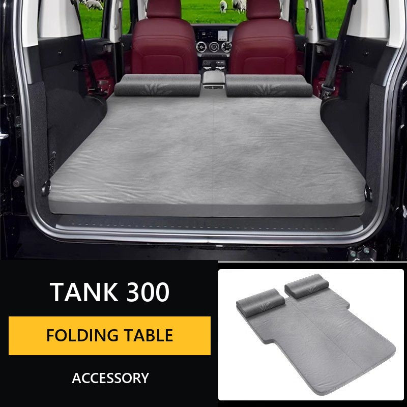 Tank 300: A tubeless inflatable mattress for conversion into a car bed – Style 2