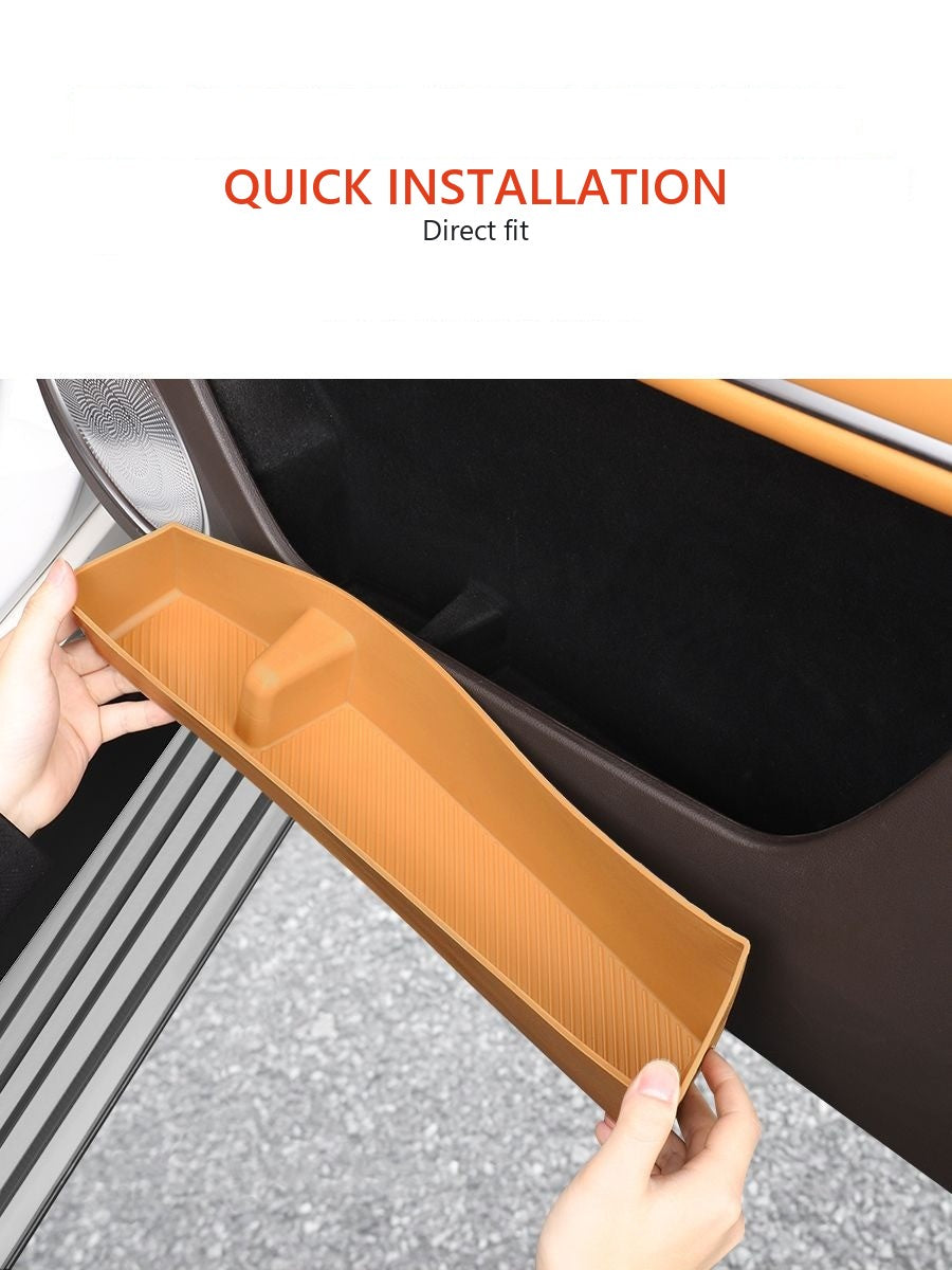Silicone mat organiser for the door of Tank 500 car – image 4